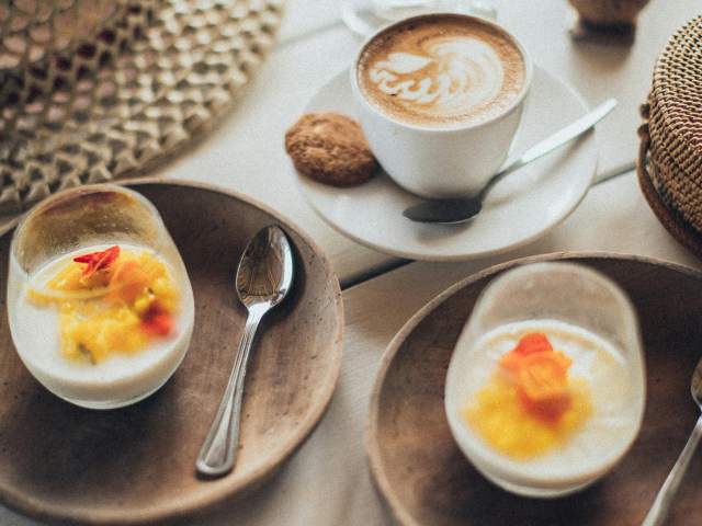 マンゴー　カフェ